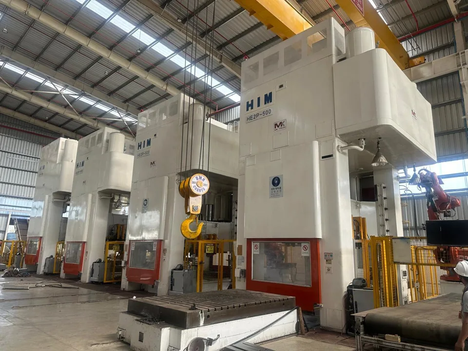 Press installation from supplied media; customer, site and SVS role pending confirmation